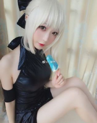 火热的领居中文字